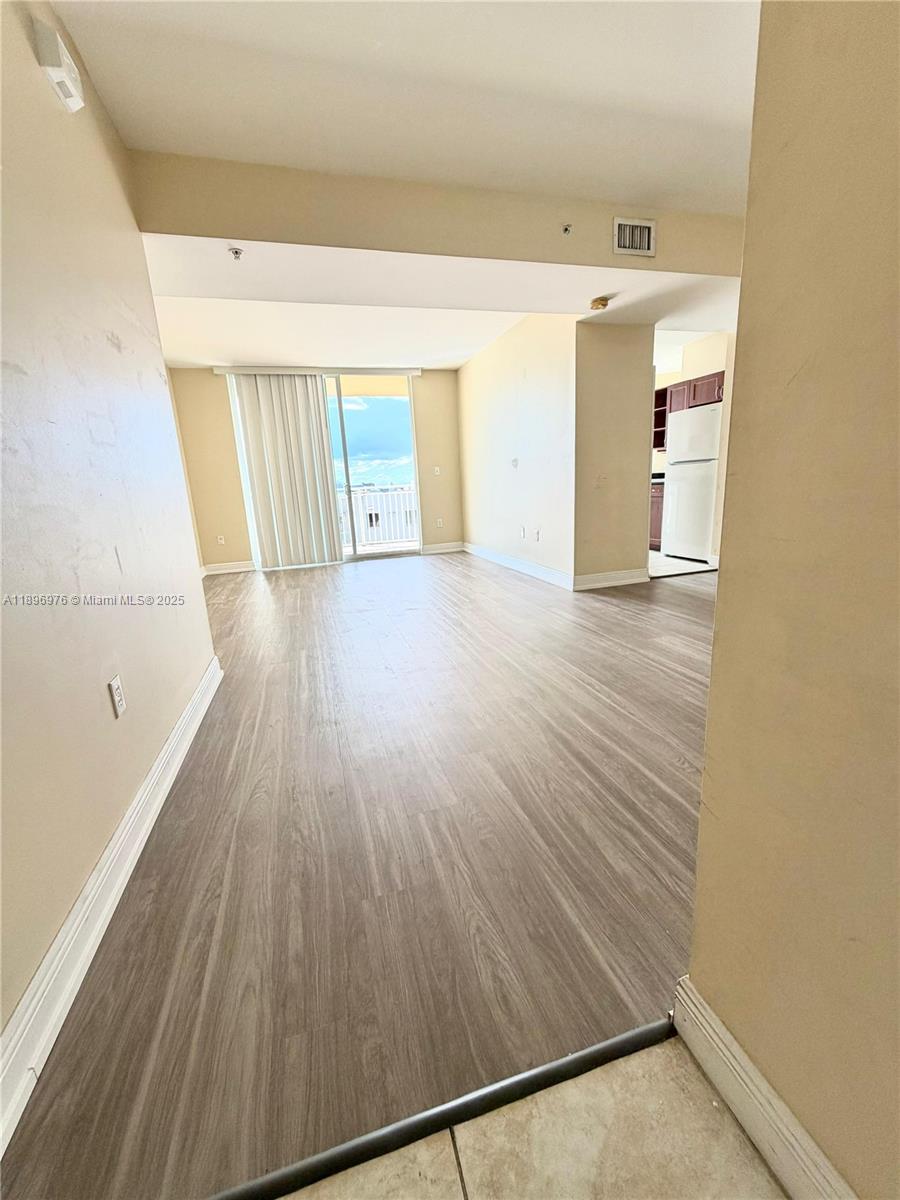 CATALONIA CONDO - Residential Lease