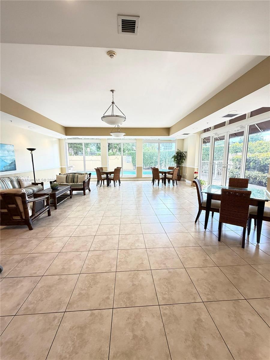 CATALONIA CONDO - Residential Lease