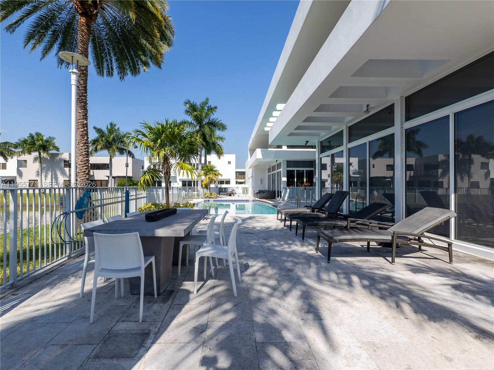 DORAL COMMONS RESIDENTIAL - Residential Lease