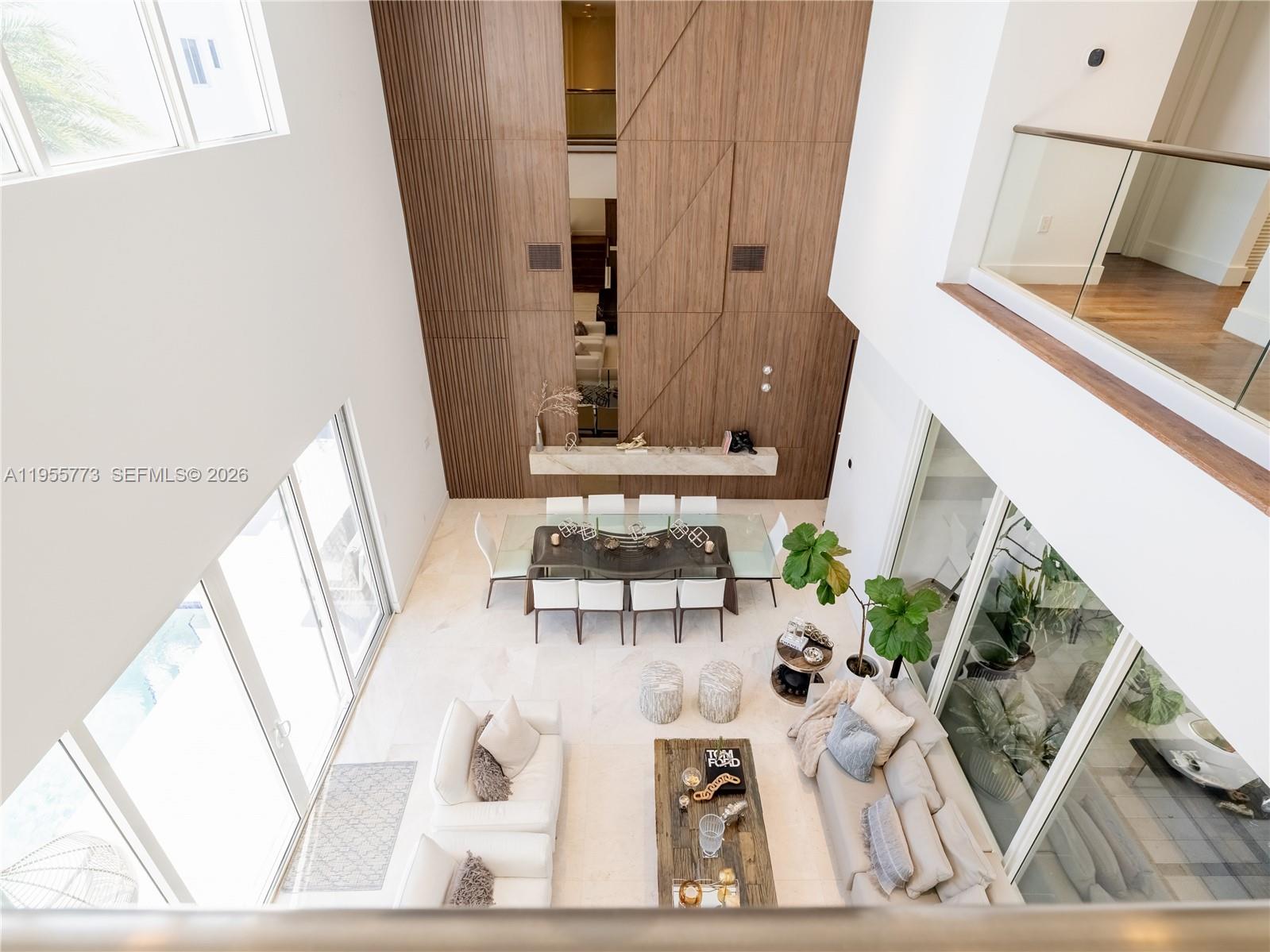 DORAL COMMONS RESIDENTIAL - Residential Lease