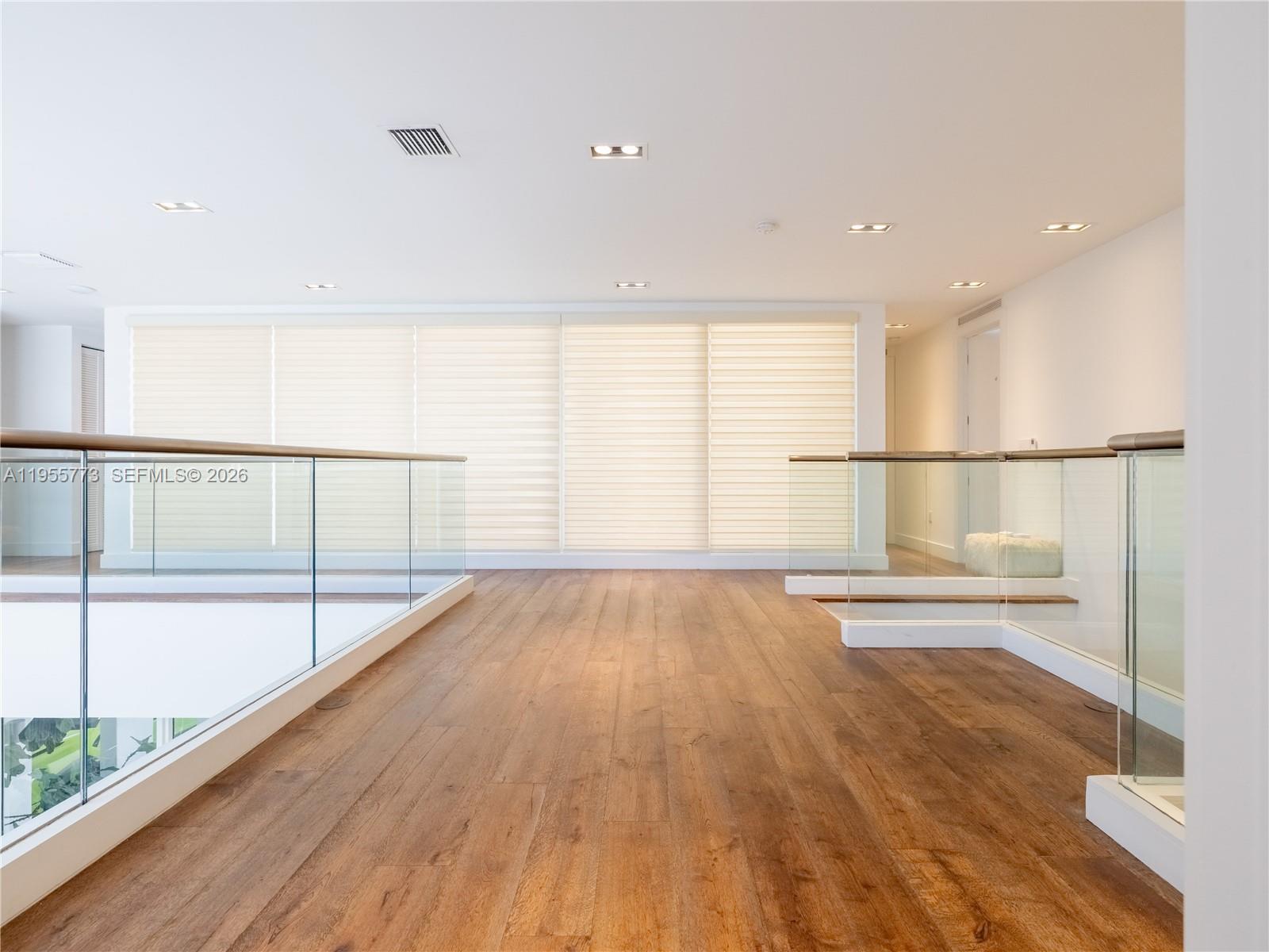 DORAL COMMONS RESIDENTIAL - Residential Lease