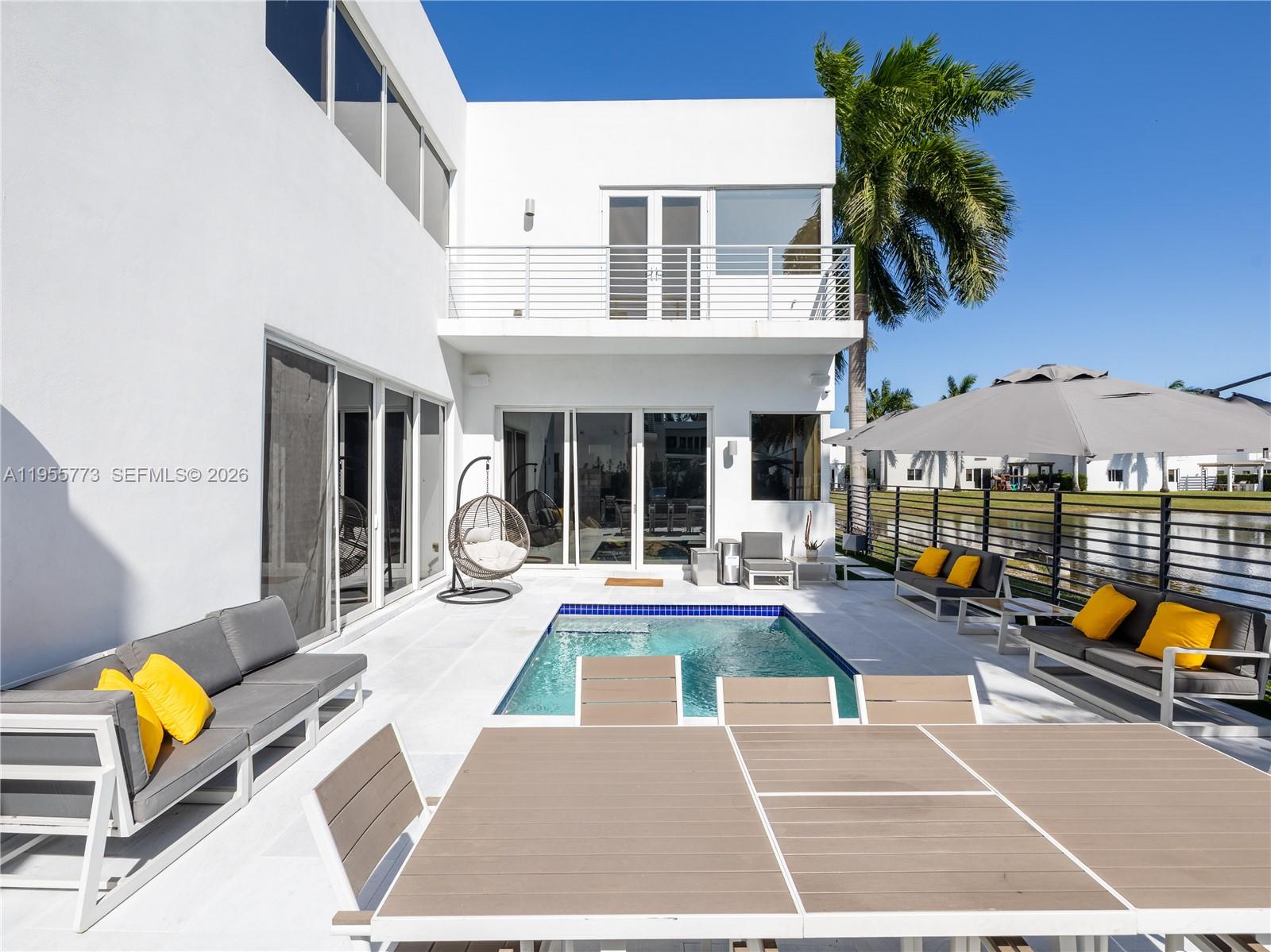 DORAL COMMONS RESIDENTIAL - Residential Lease