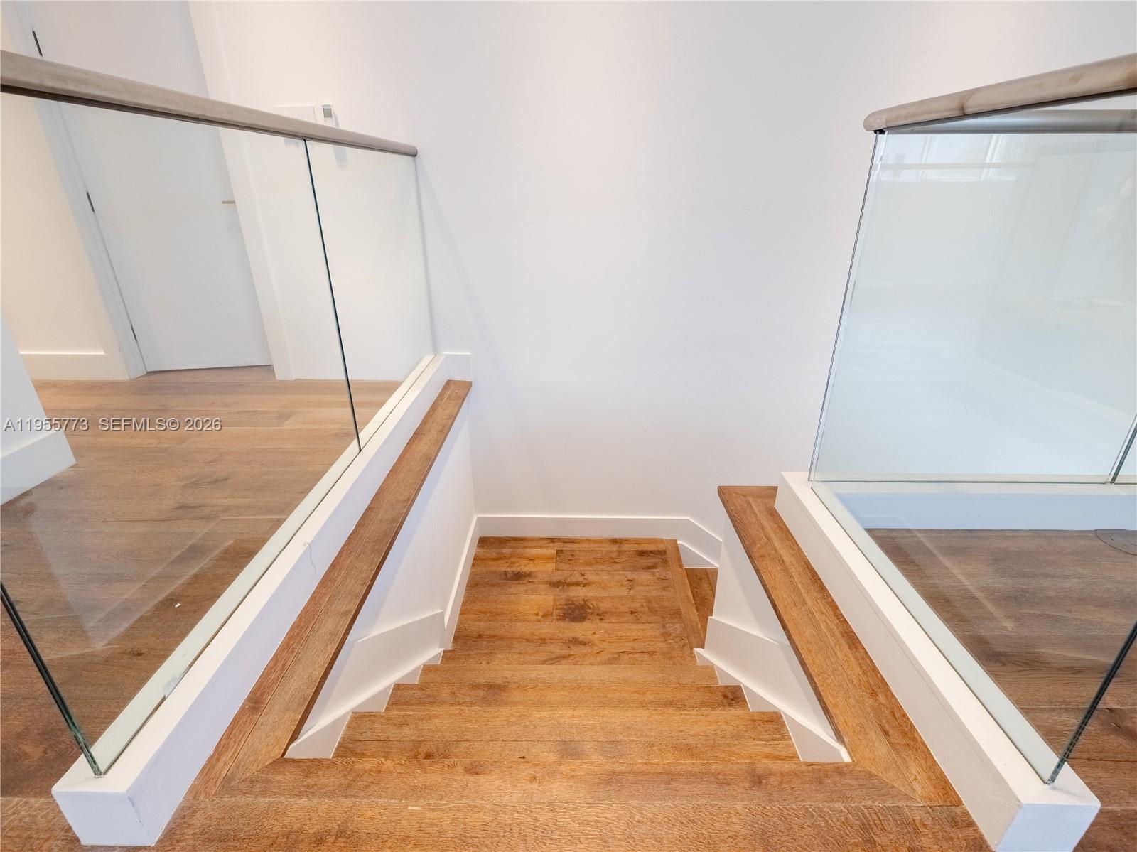 DORAL COMMONS RESIDENTIAL - Residential Lease