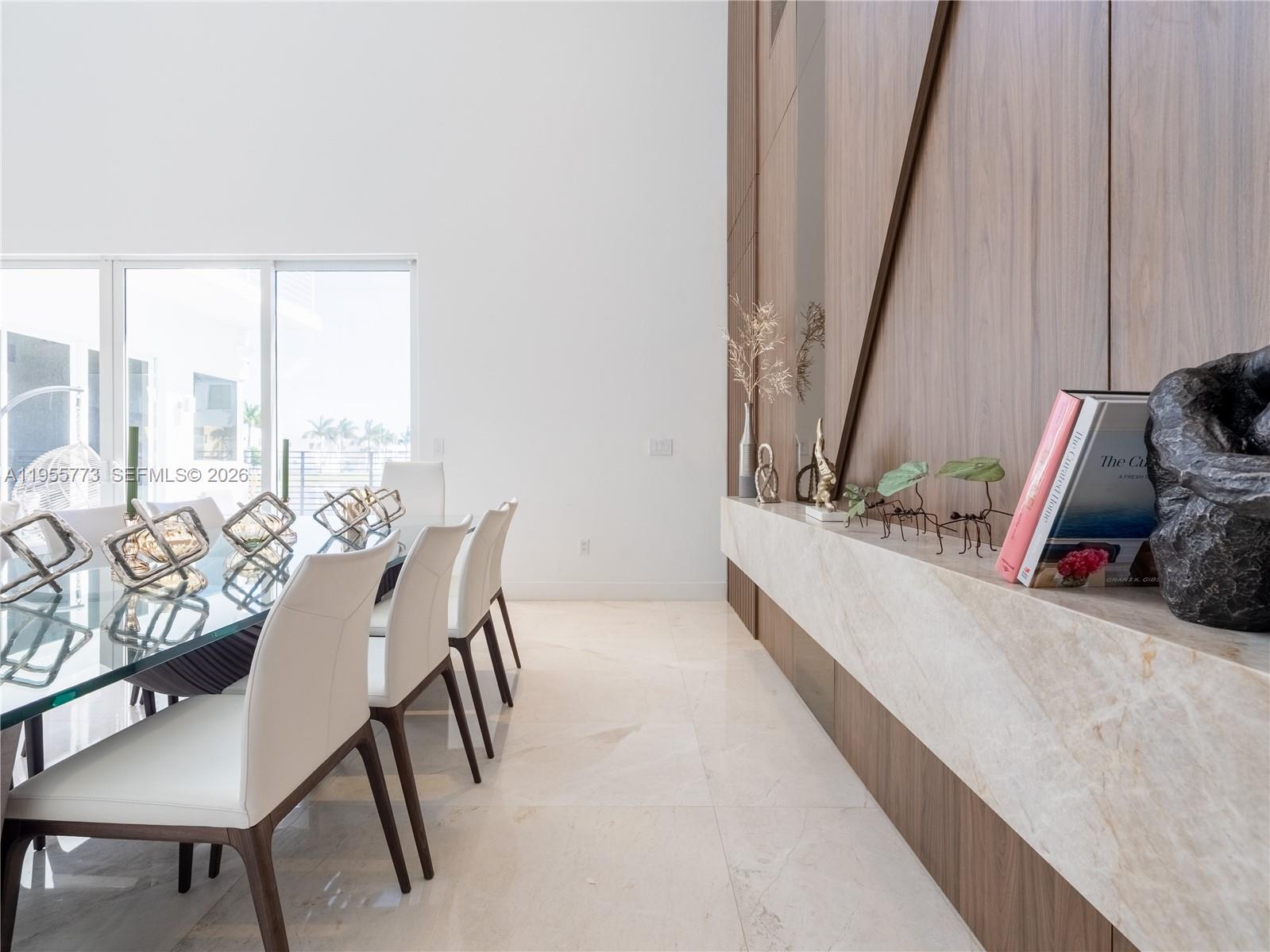 DORAL COMMONS RESIDENTIAL - Residential Lease