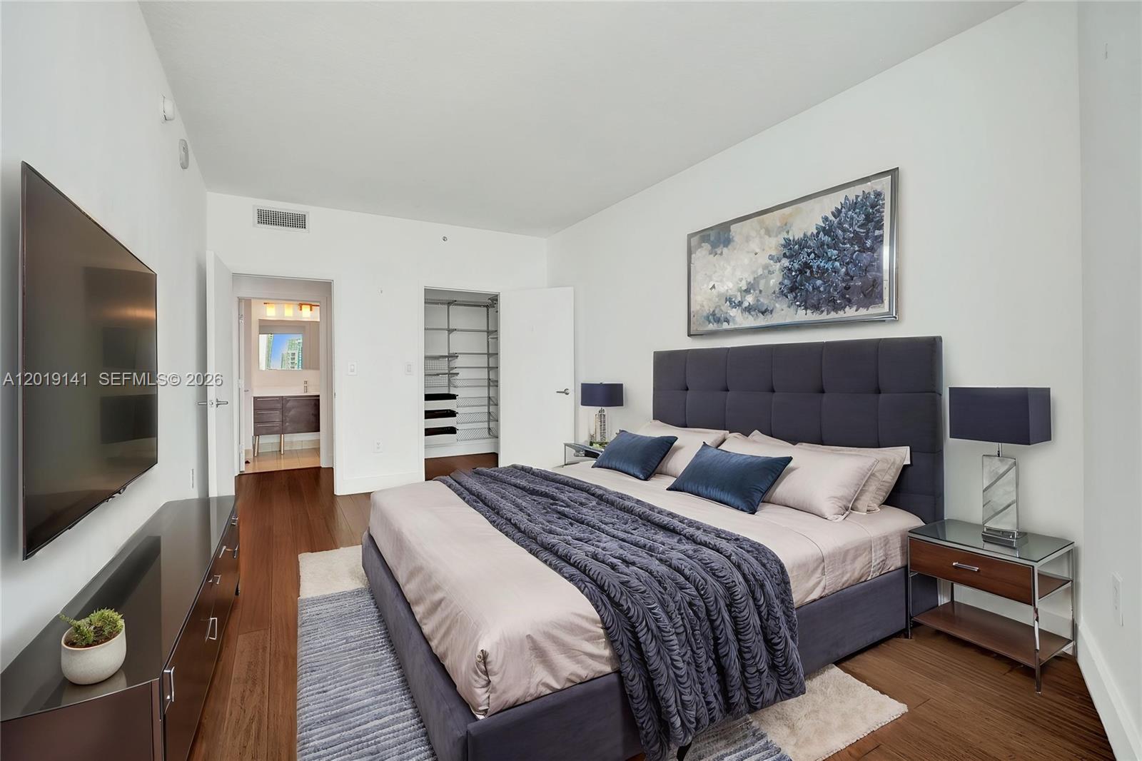 QUANTUM ON THE BAY CONDO - Residential