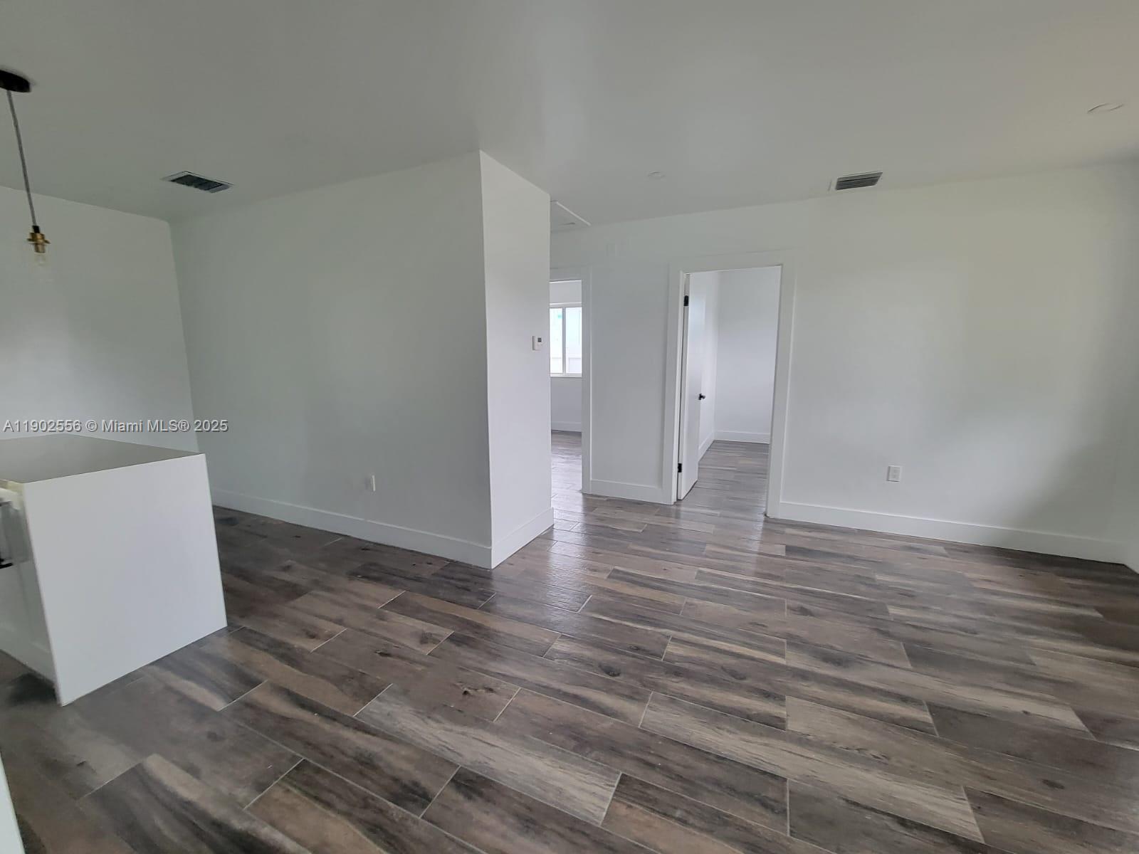 1ST ADDN TO MAGNOLIA SUB - Residential Lease