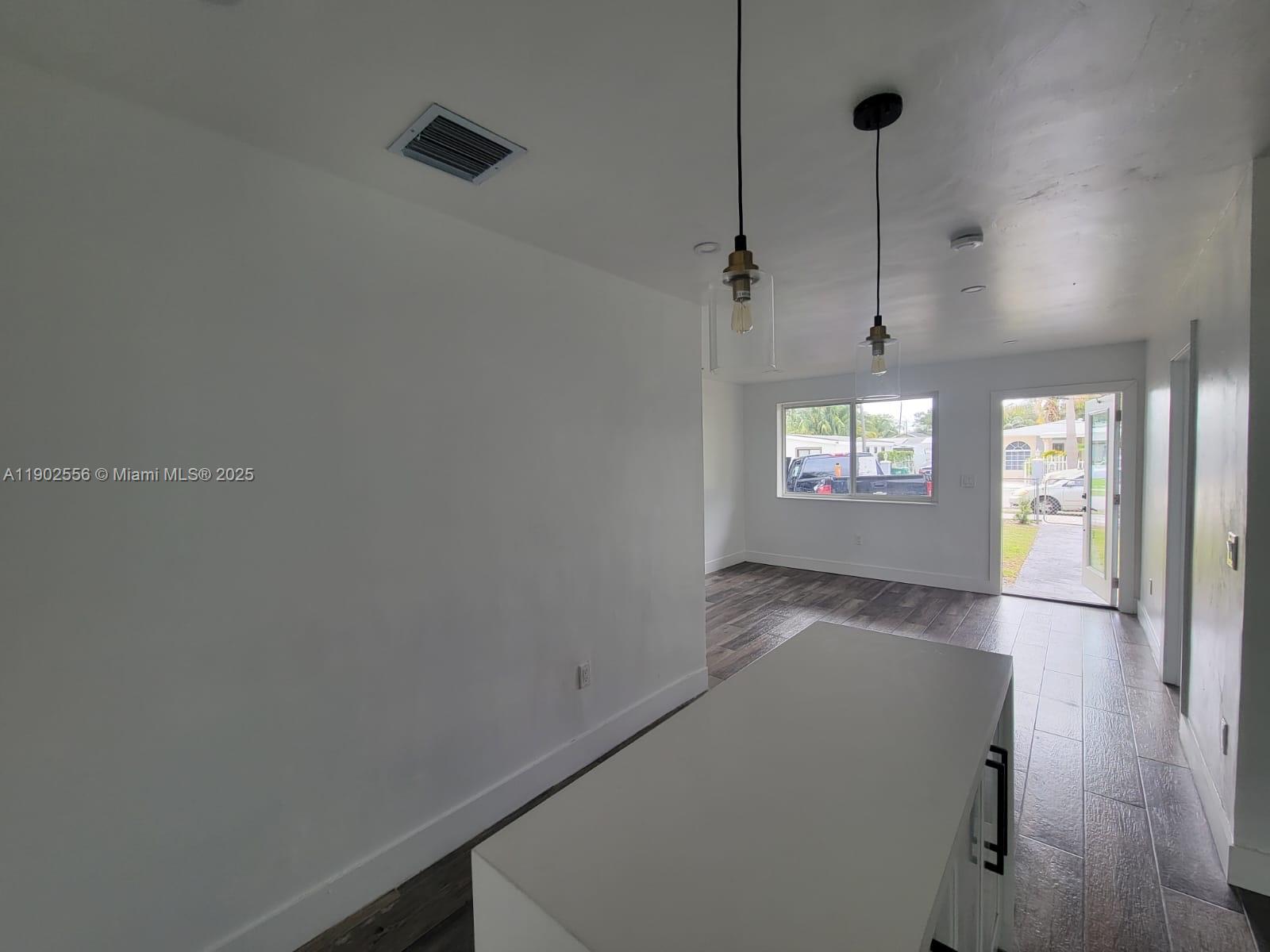 1ST ADDN TO MAGNOLIA SUB - Residential Lease