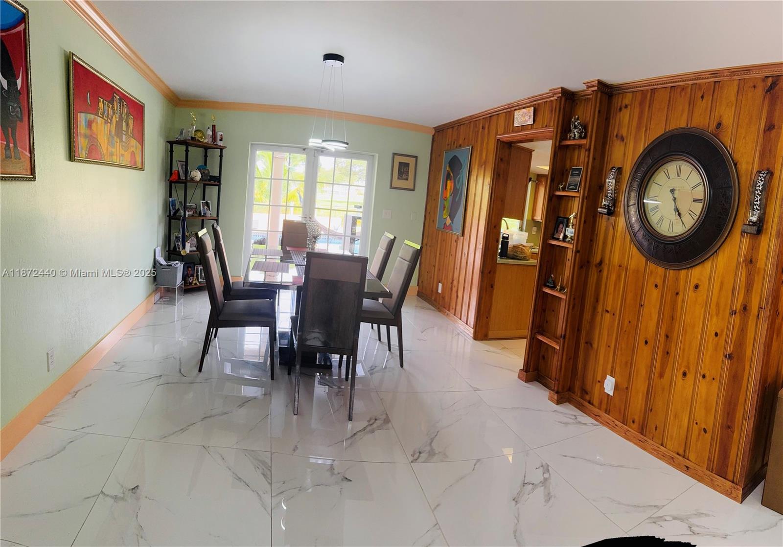 MIRROR LAKE ESTATES SEC 1 - Residential Lease