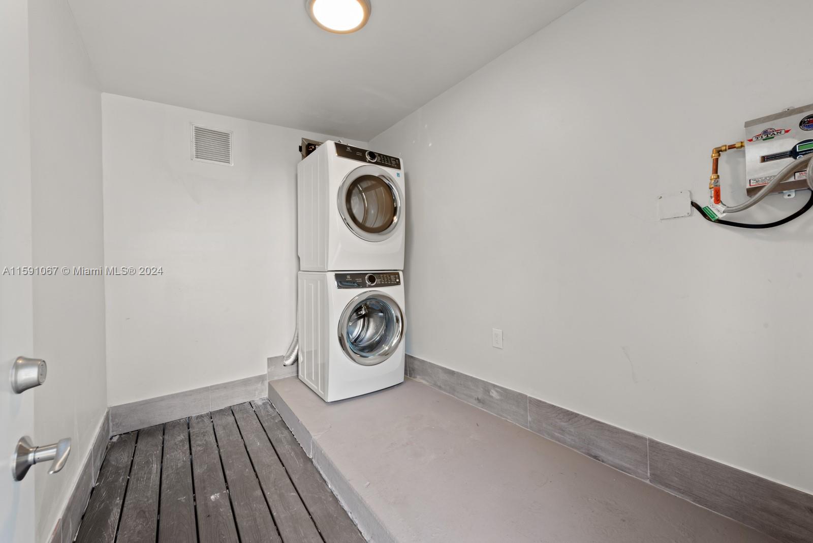 ELEDA - Residential Lease