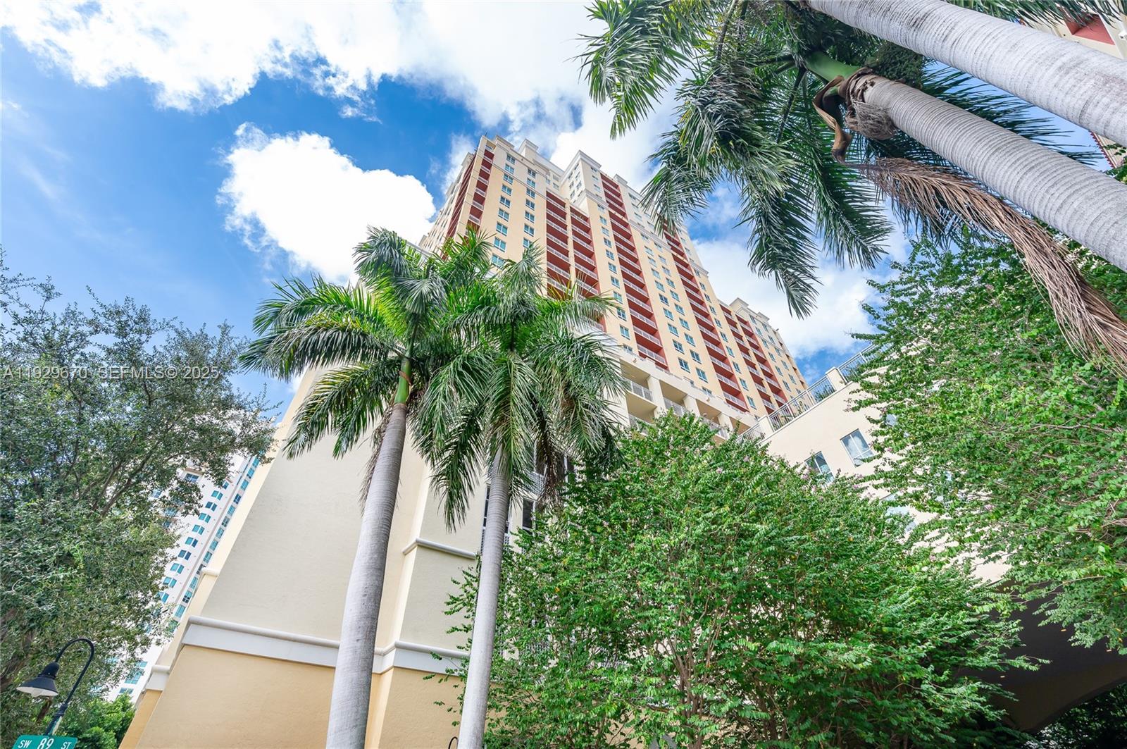 TOSCANO CONDO - Residential