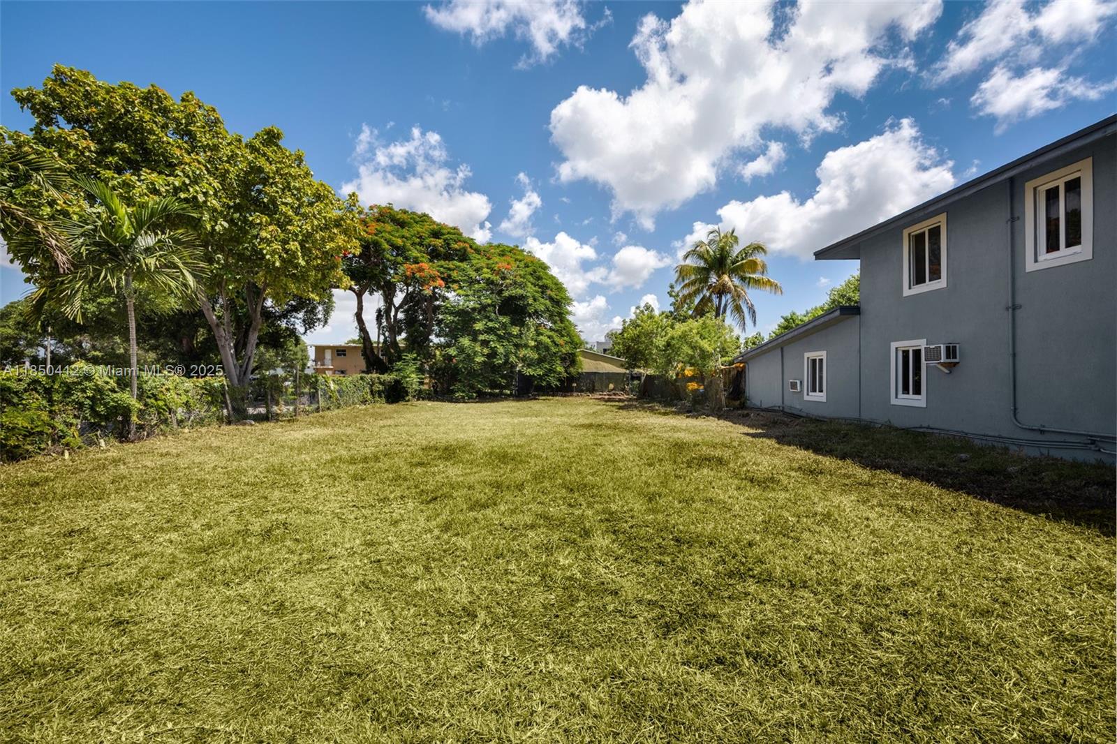 Now available for lease in the heart of Allapattah—one of Miami’s fastest-rising industrial and commercial districts. Zoned for flexible commercial use, this vacant parcel is ideal for contractors, logistics operators, or tradespeople in need of outdoor storage, staging, or vehicle parking. The site spans 6,720 SF (56x120) and sits just minutes from Wynwood, the Health District, and Miami International Airport, with quick access to I-95, SR-836, and major transit corridors.