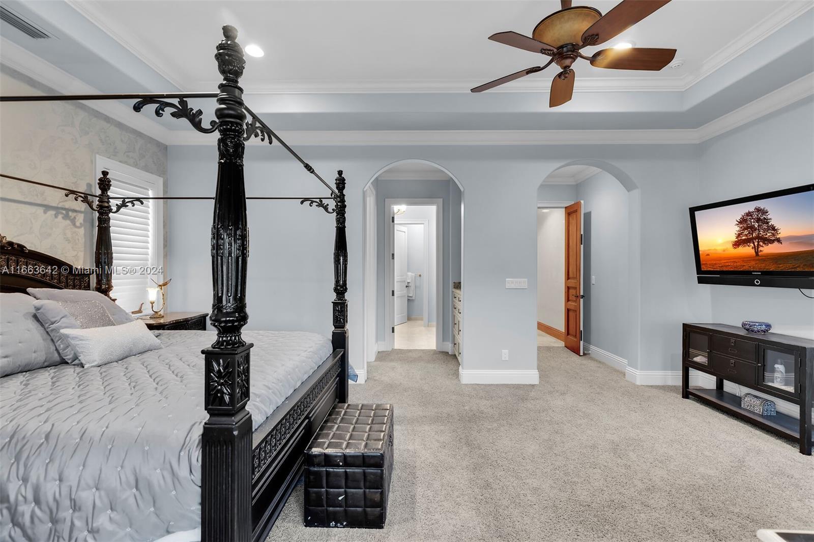 VENETIAN ISLES 1ST SEC - Residential
