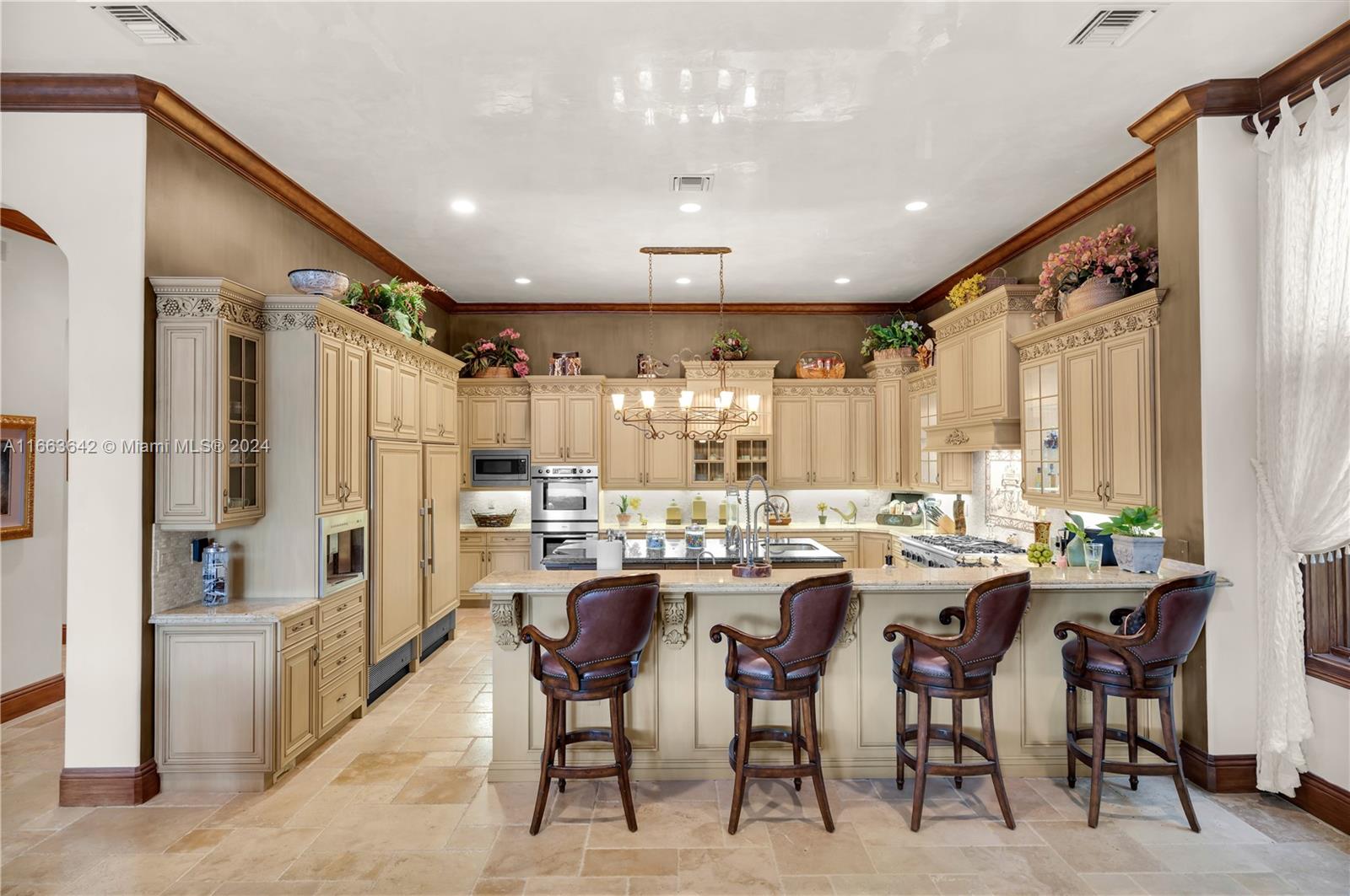 VENETIAN ISLES 1ST SEC - Residential