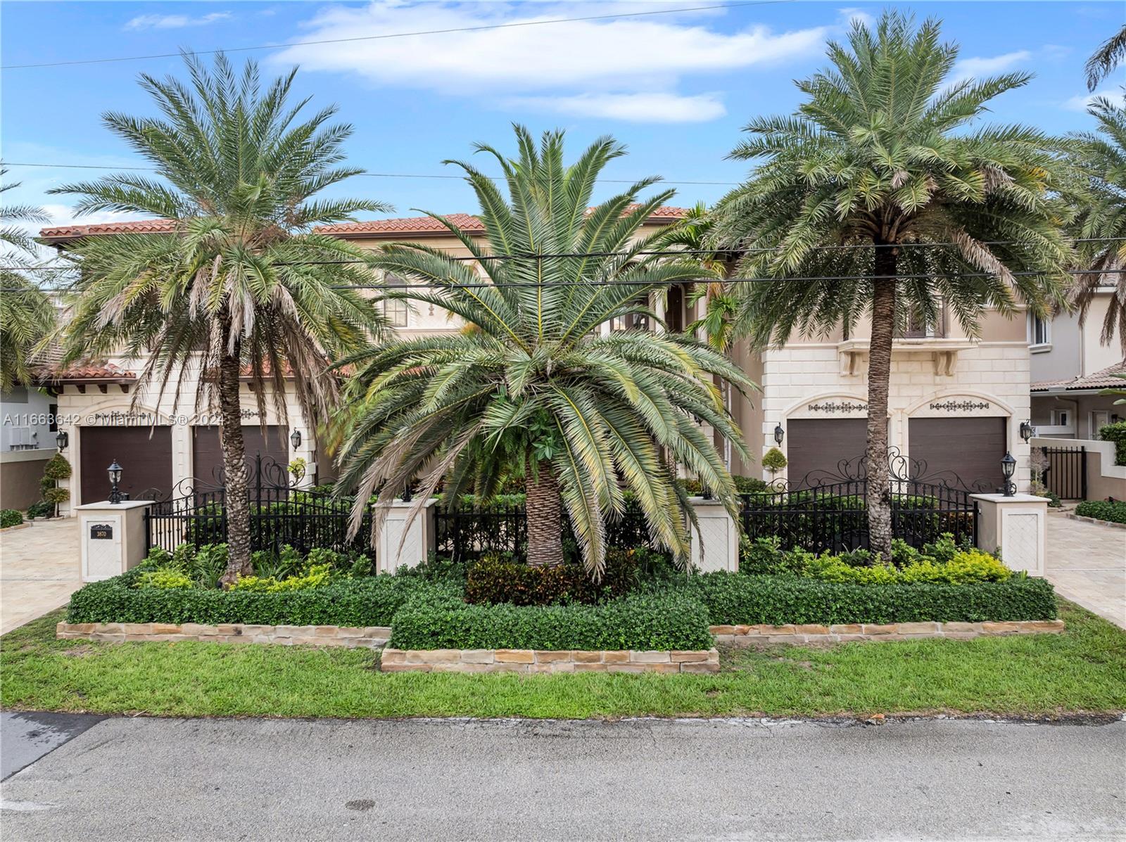 VENETIAN ISLES 1ST SEC - Residential