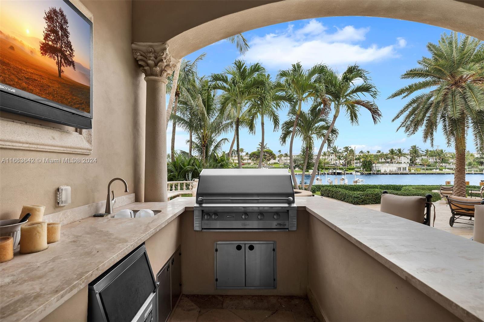 VENETIAN ISLES 1ST SEC - Residential