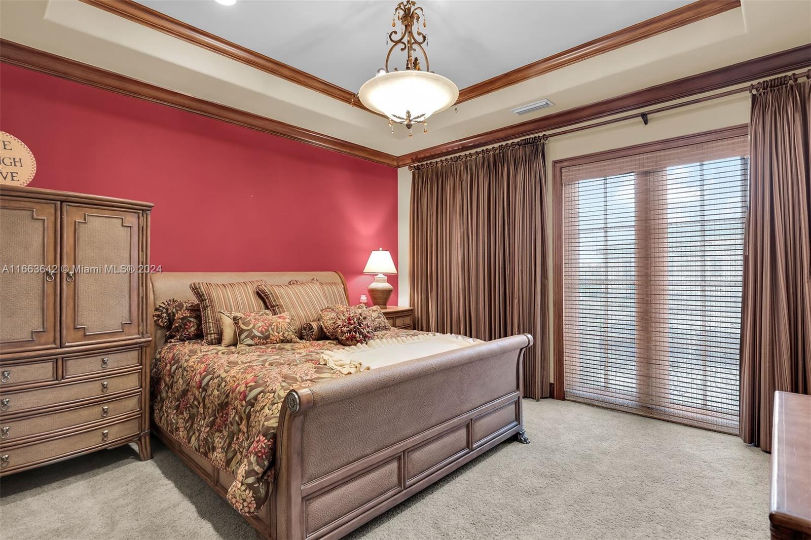VENETIAN ISLES 1ST SEC - Residential