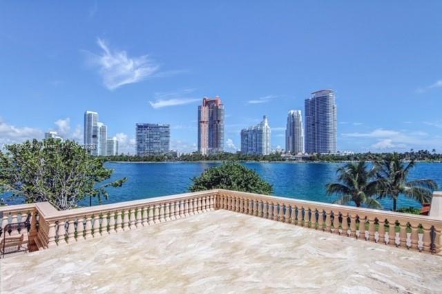 PALAZZO DEL MARE AT FISHE - Residential