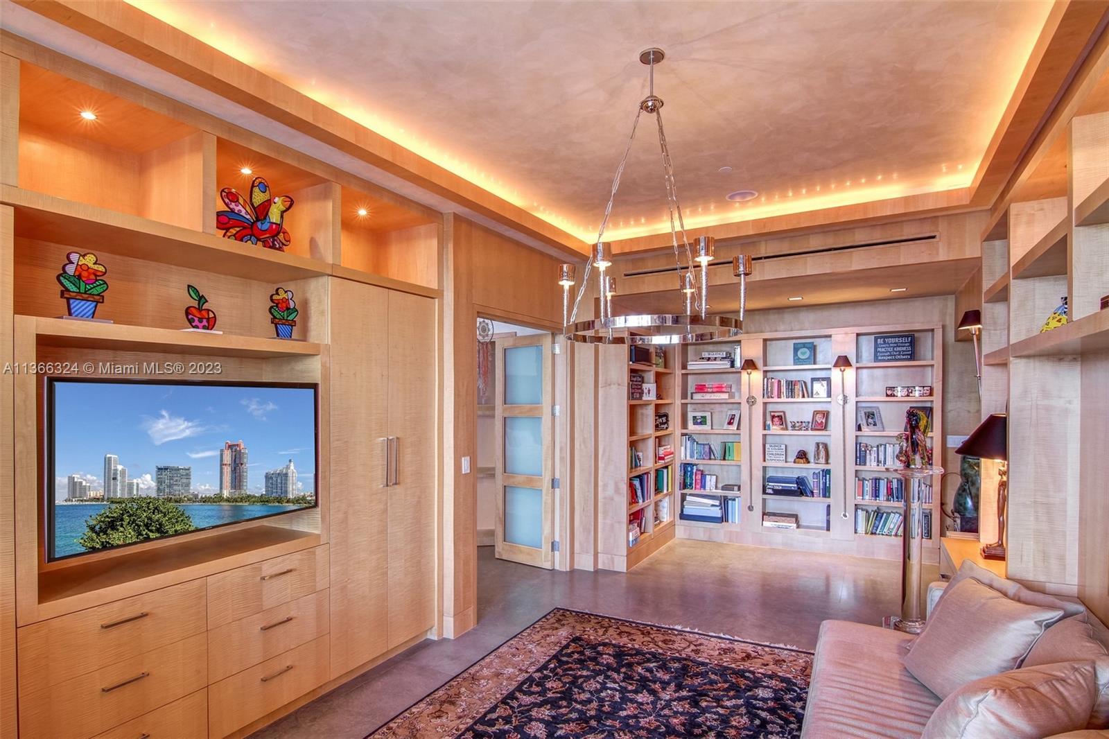 PALAZZO DEL MARE AT FISHE - Residential