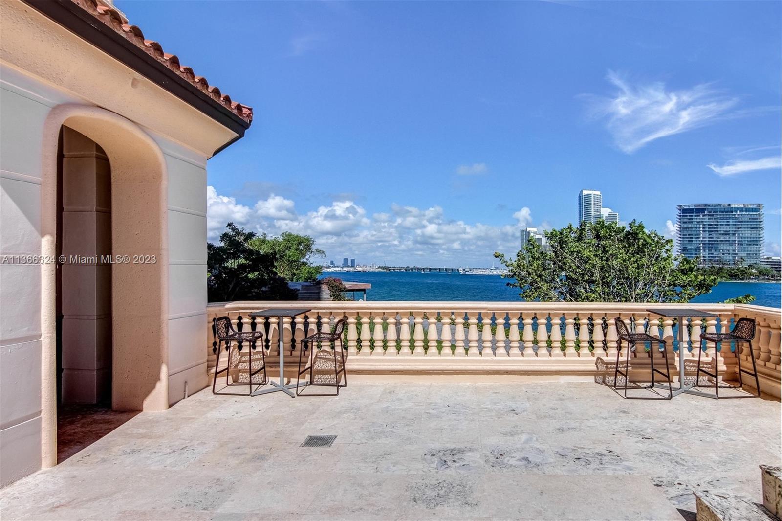 PALAZZO DEL MARE AT FISHE - Residential