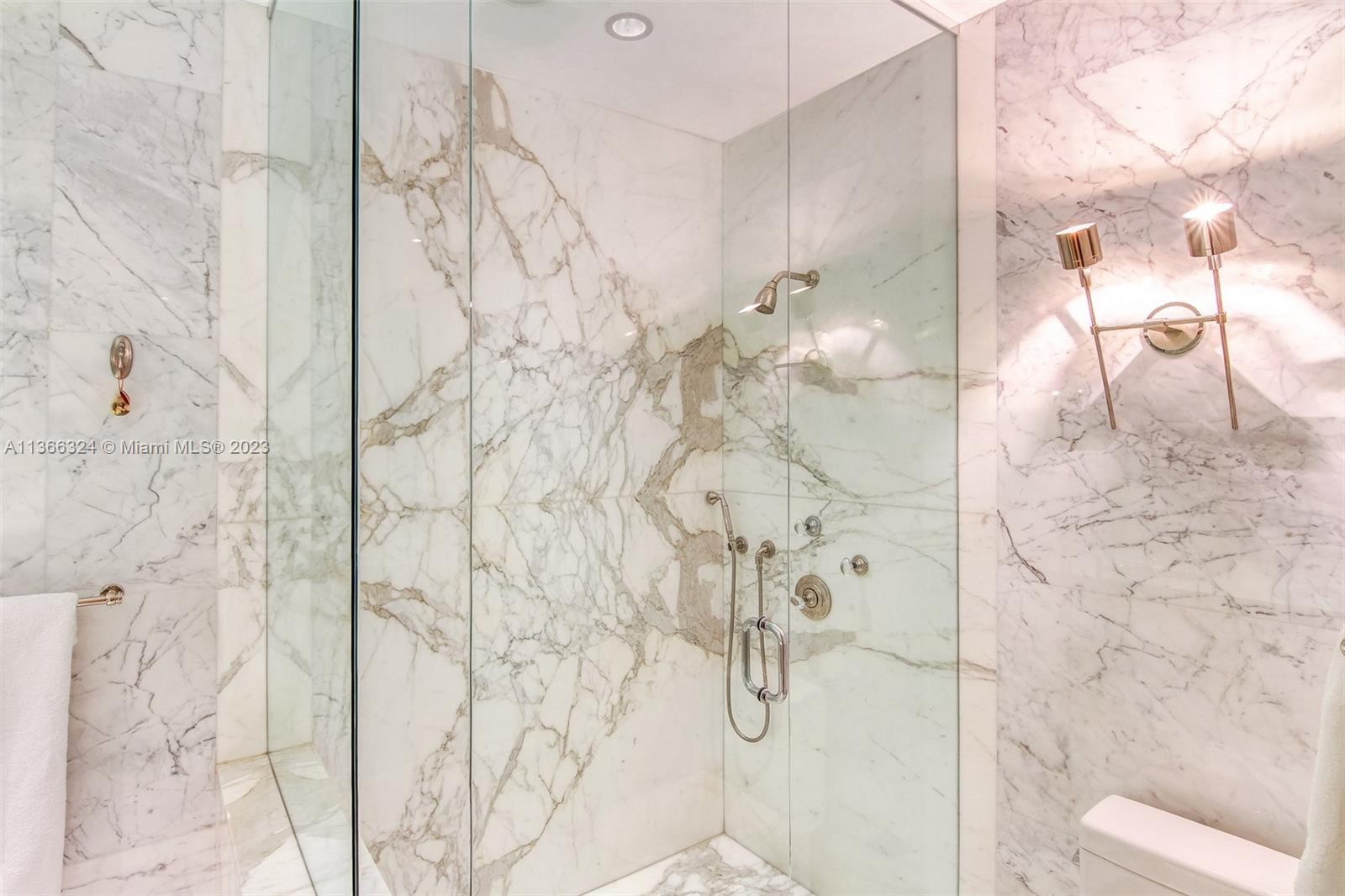 PALAZZO DEL MARE AT FISHE - Residential