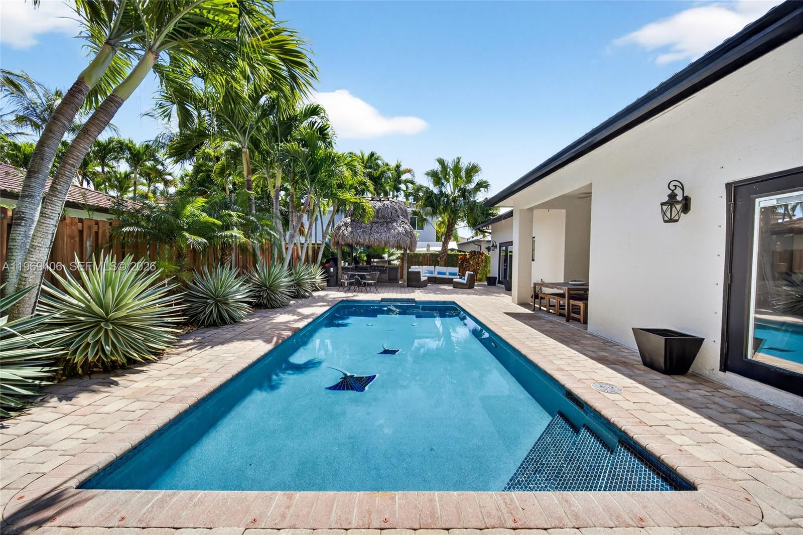 FANTASY REEF - Residential