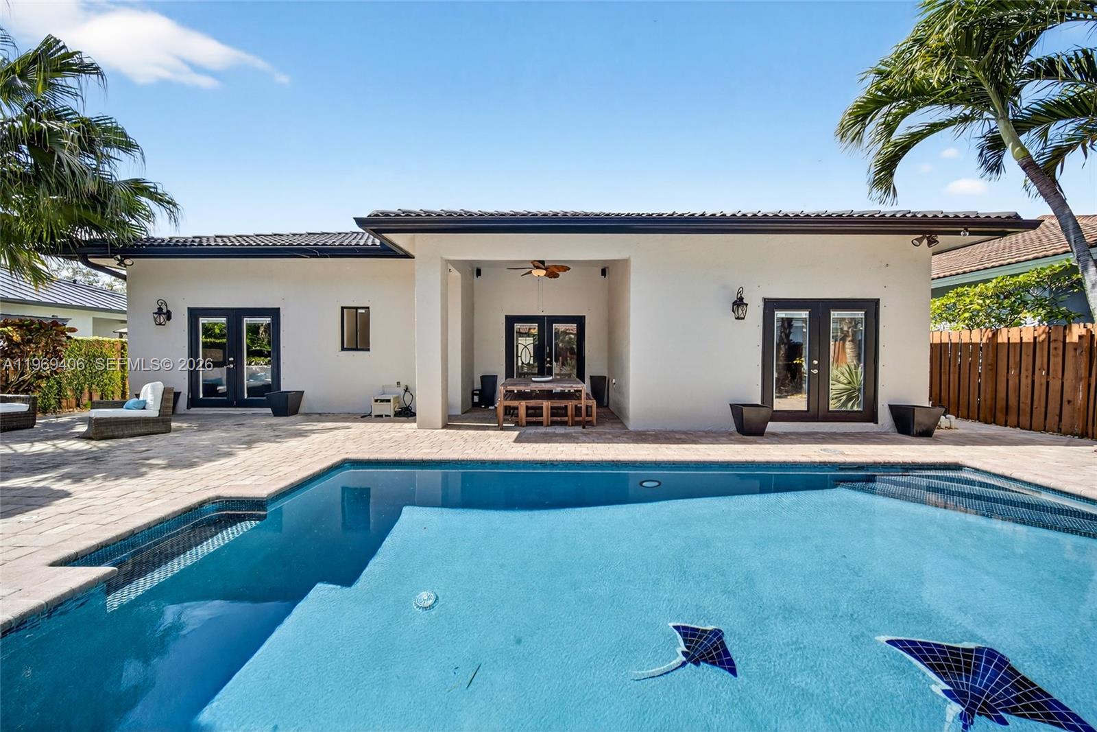 FANTASY REEF - Residential