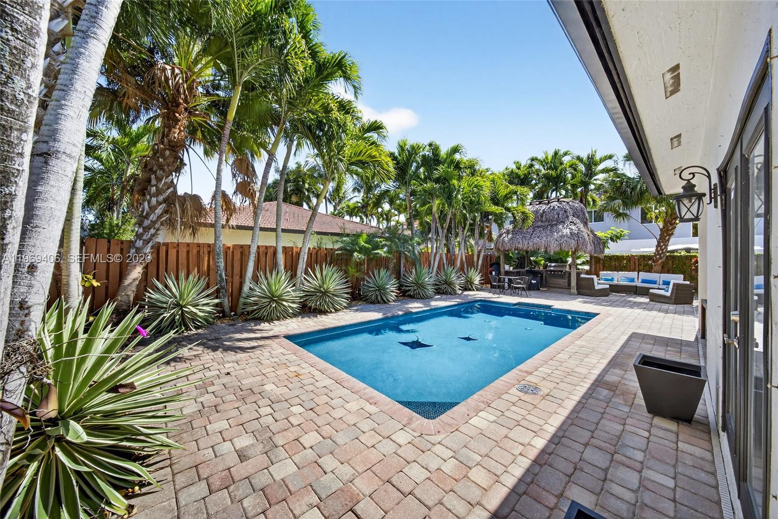 FANTASY REEF - Residential