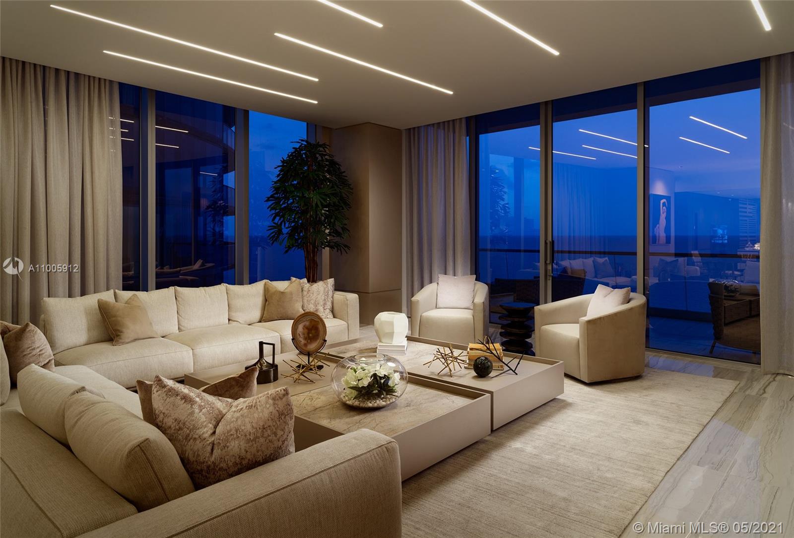 Turnberry Ocean Club - Residential