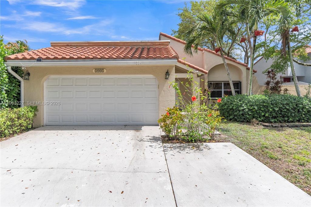 Photo of 2905 Begonia Way, Cooper City, FL 33026 (MLS # A11983227)