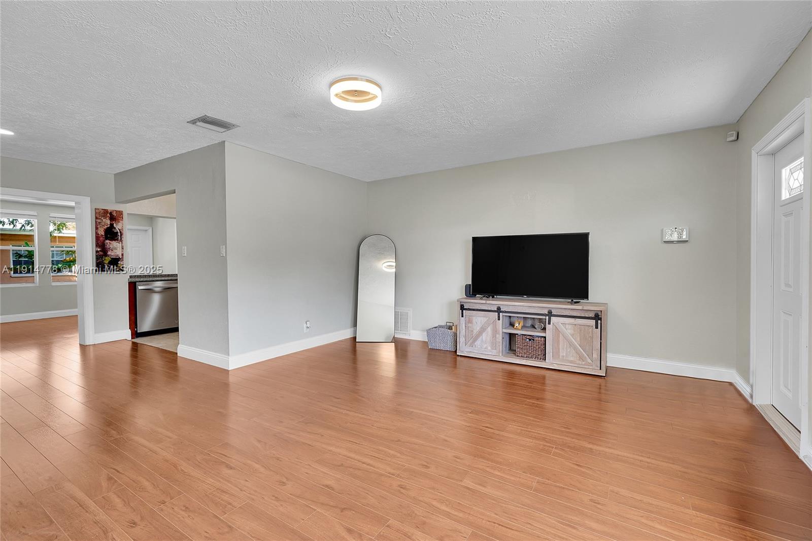 MAINLANDS OF TAMARAC LAKE - Residential