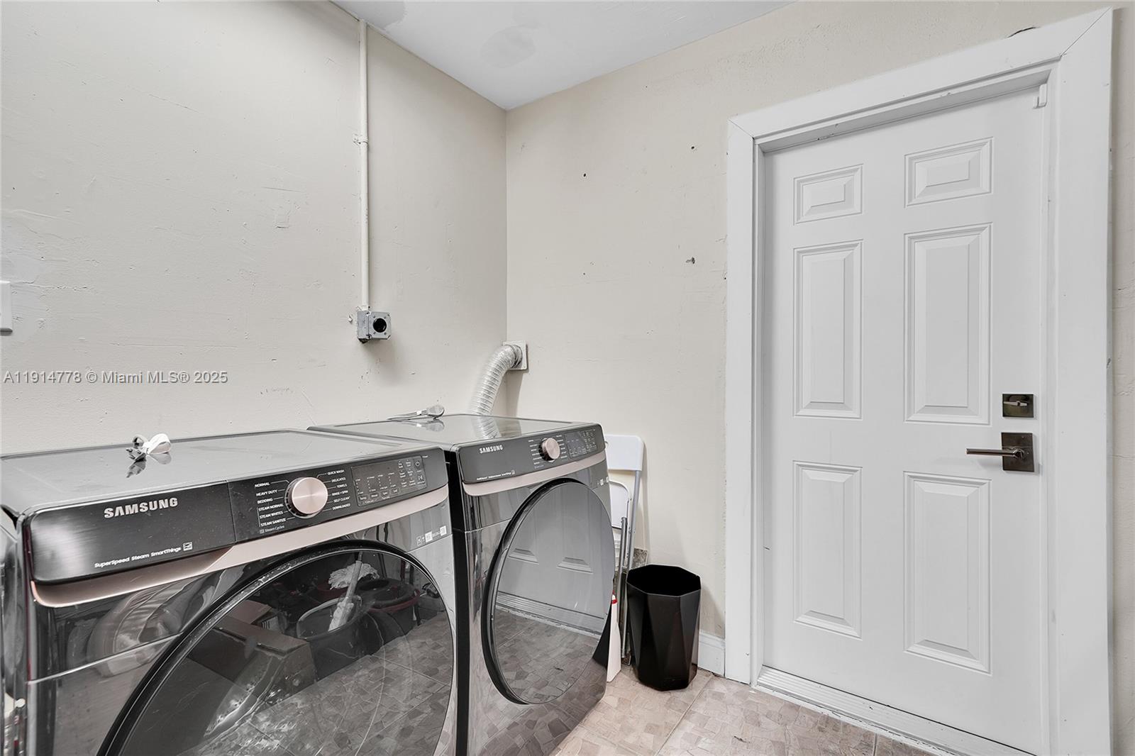 MAINLANDS OF TAMARAC LAKE - Residential