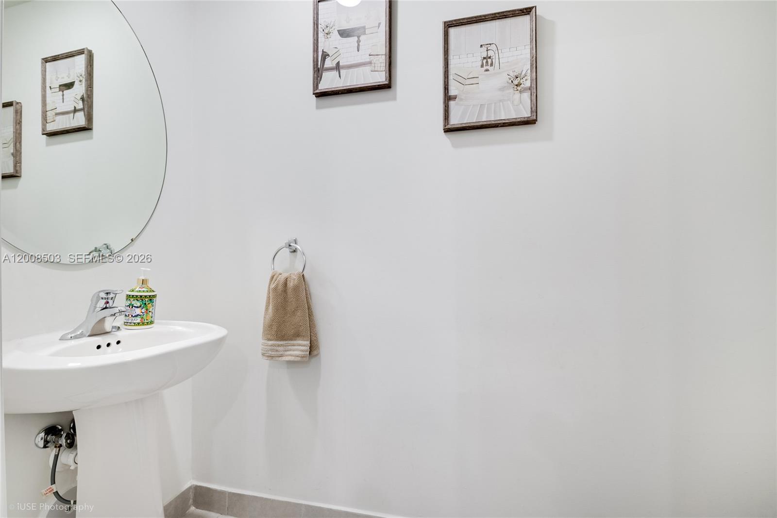 KENDALL ASSEMBLAGE SOUTH - Residential