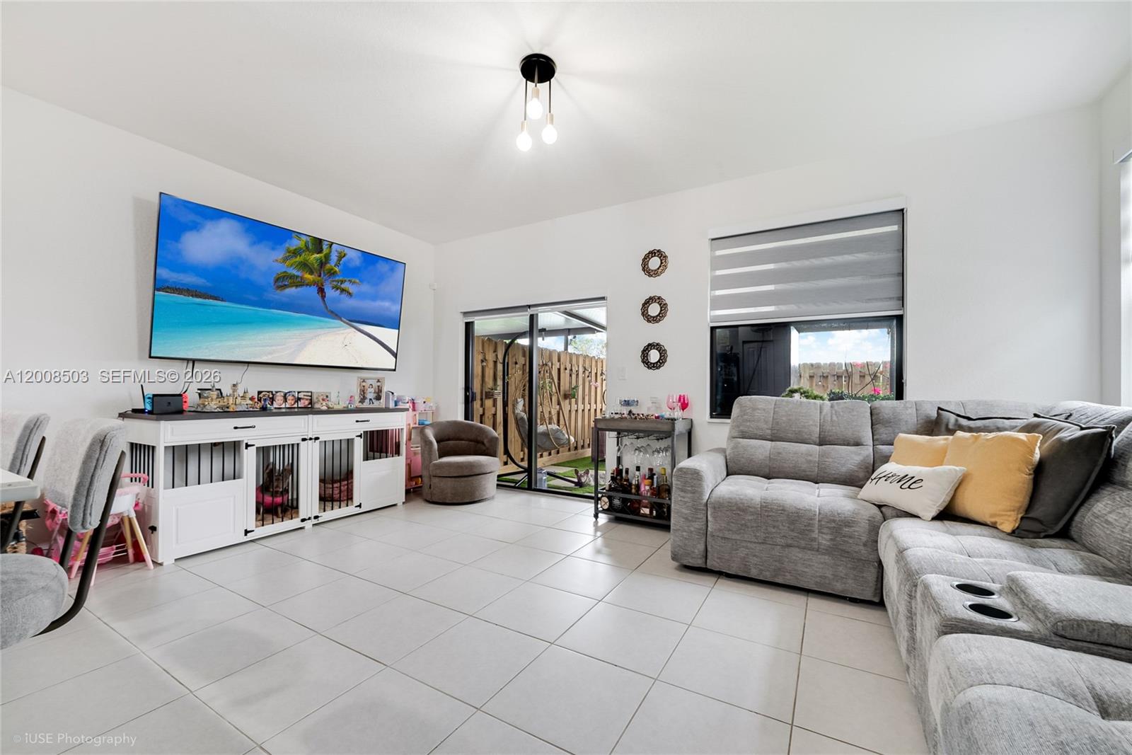 KENDALL ASSEMBLAGE SOUTH - Residential