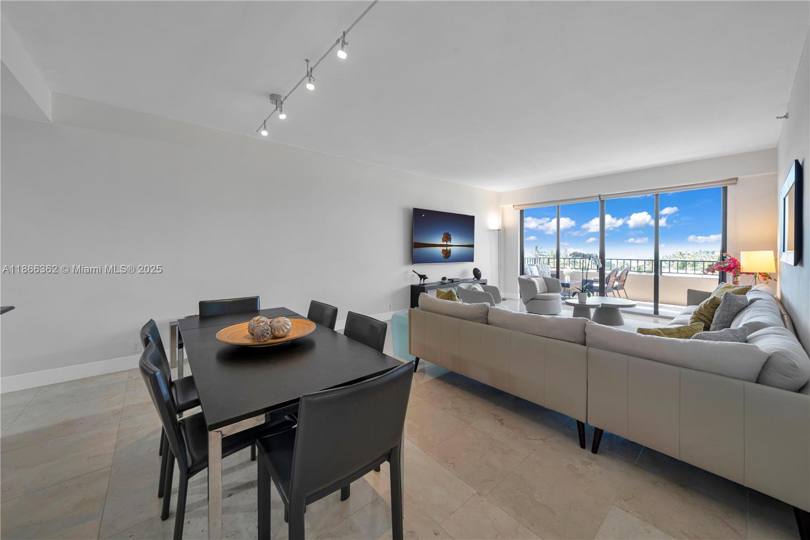 KEY COLONY NO 1 - Residential Lease