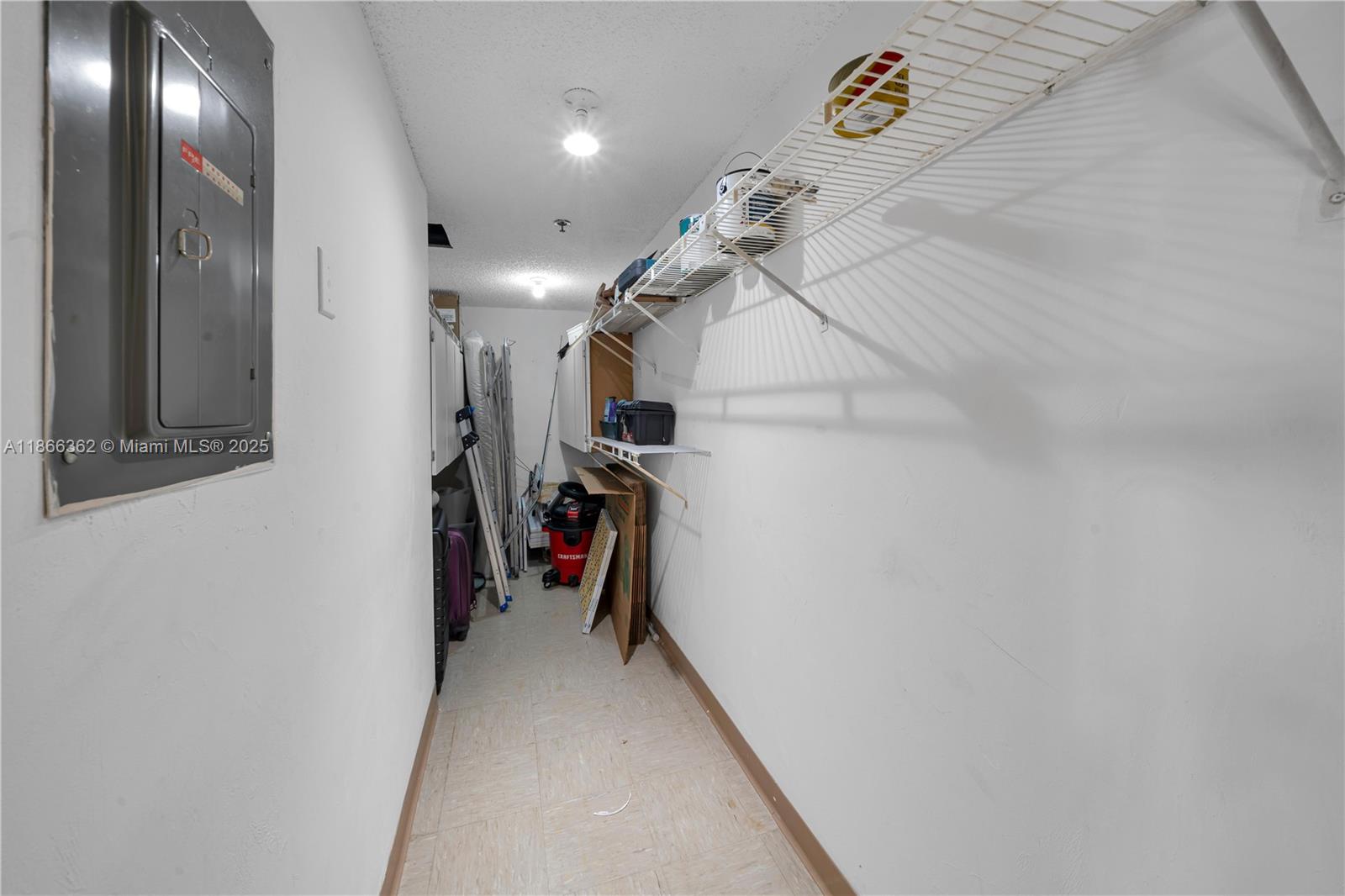 KEY COLONY NO 1 - Residential Lease