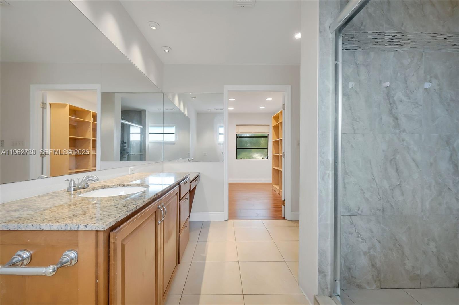 WOODS OF ROLLING HILLS - Residential