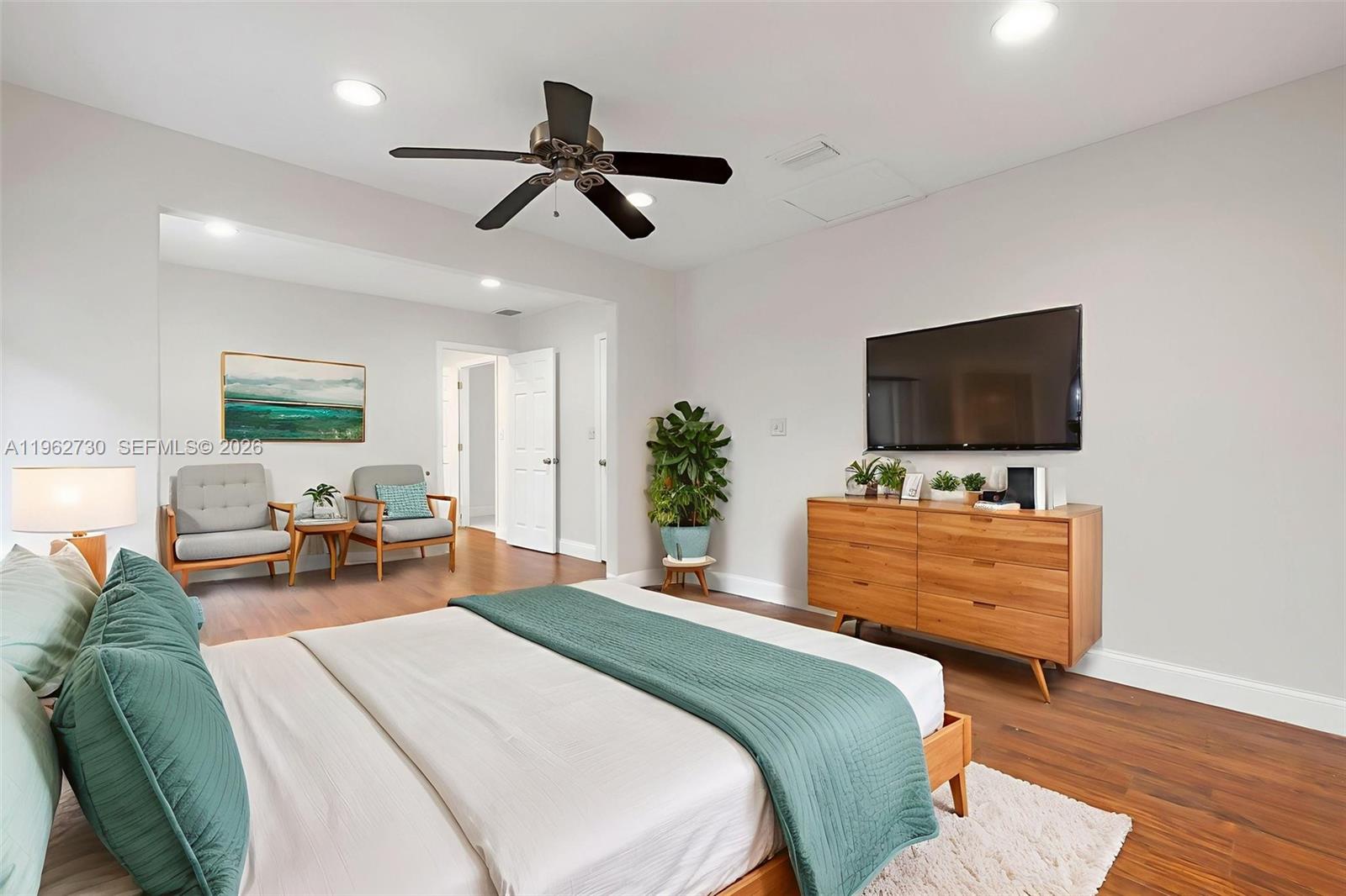 WOODS OF ROLLING HILLS - Residential