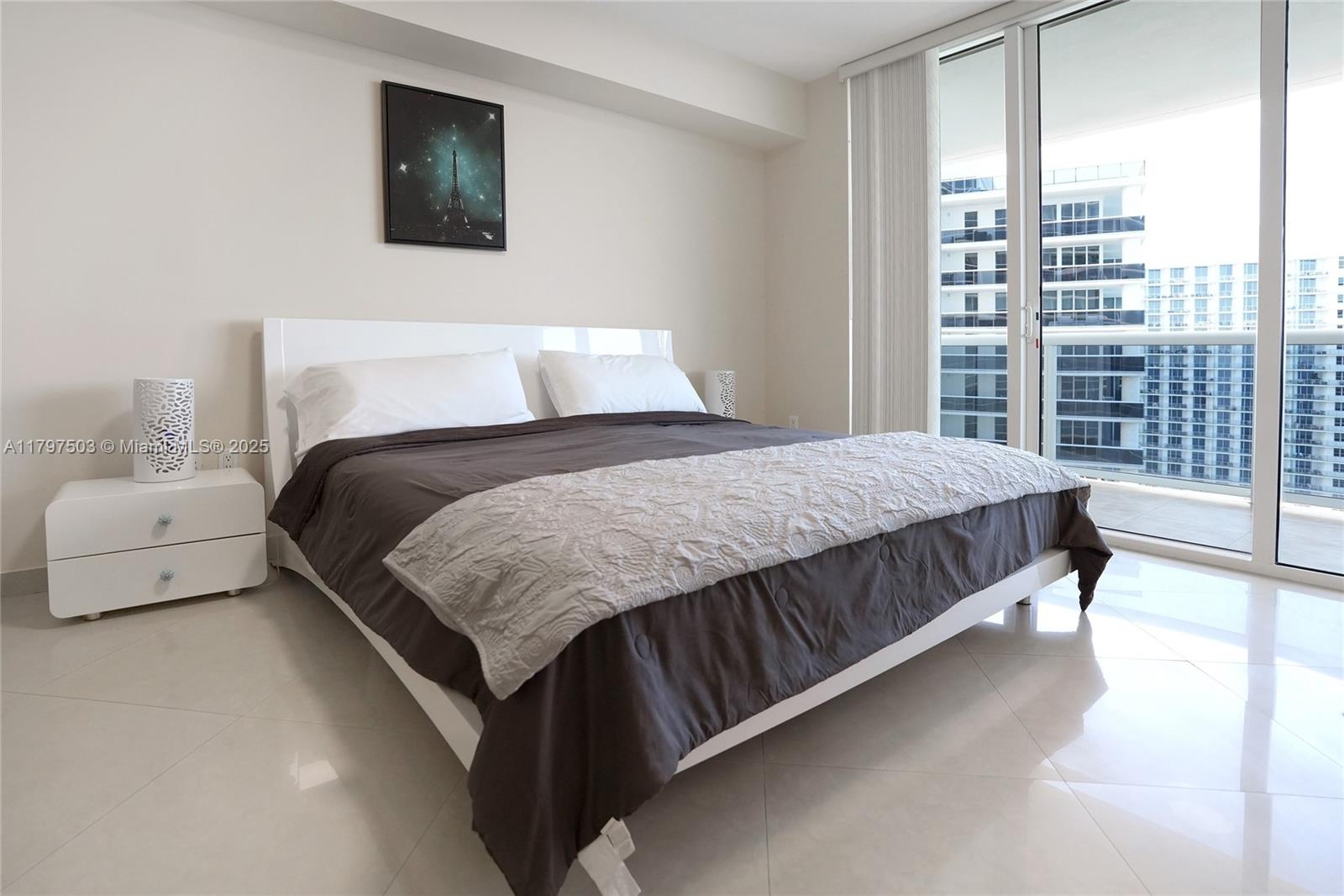 BEACH CLUB TWO CONDO - Residential Lease