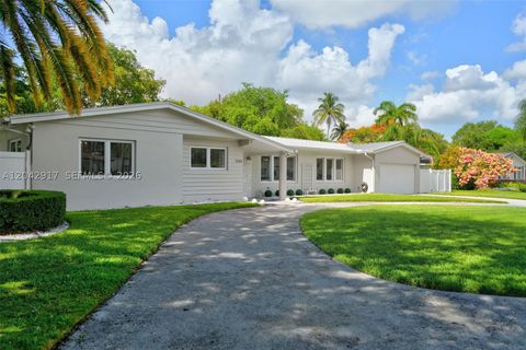 Photo of 7240 SW 131st St, Pinecrest, FL 33156 (MLS # A12042917)