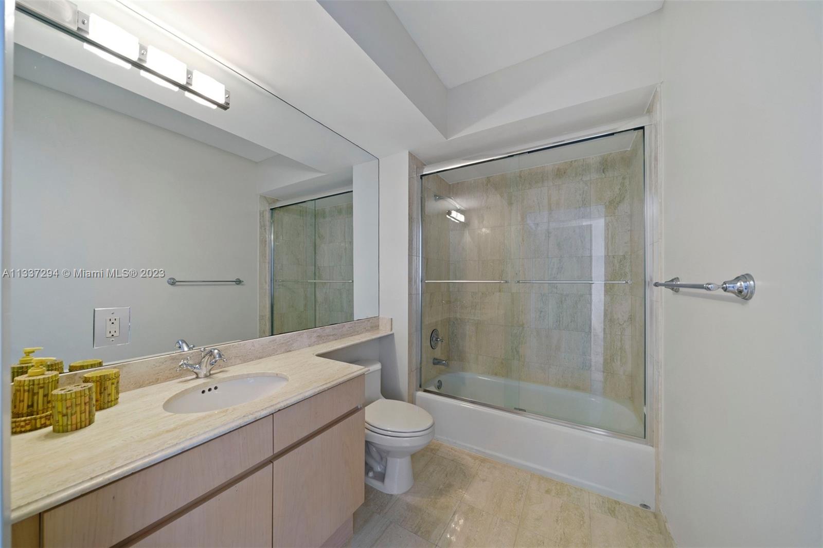 MILLENNIUM CONDO - Residential