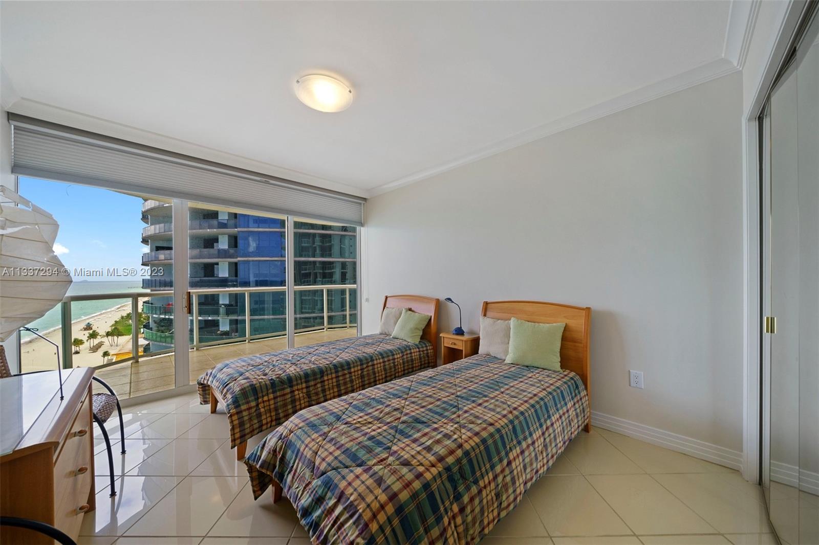 MILLENNIUM CONDO - Residential