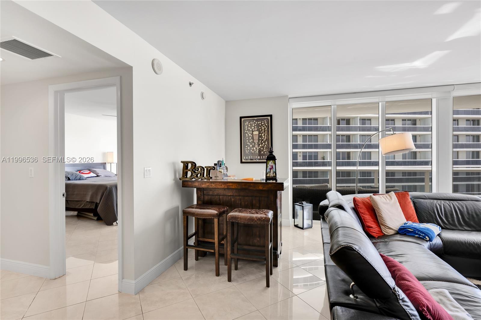 BEACH CLUB CONDO - Residential Lease