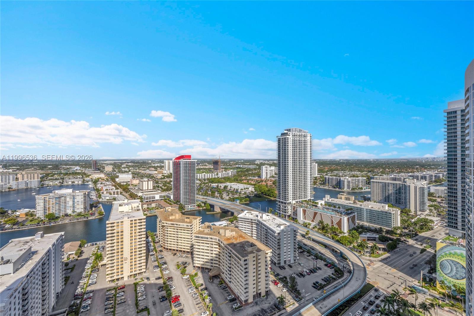 BEACH CLUB CONDO - Residential Lease