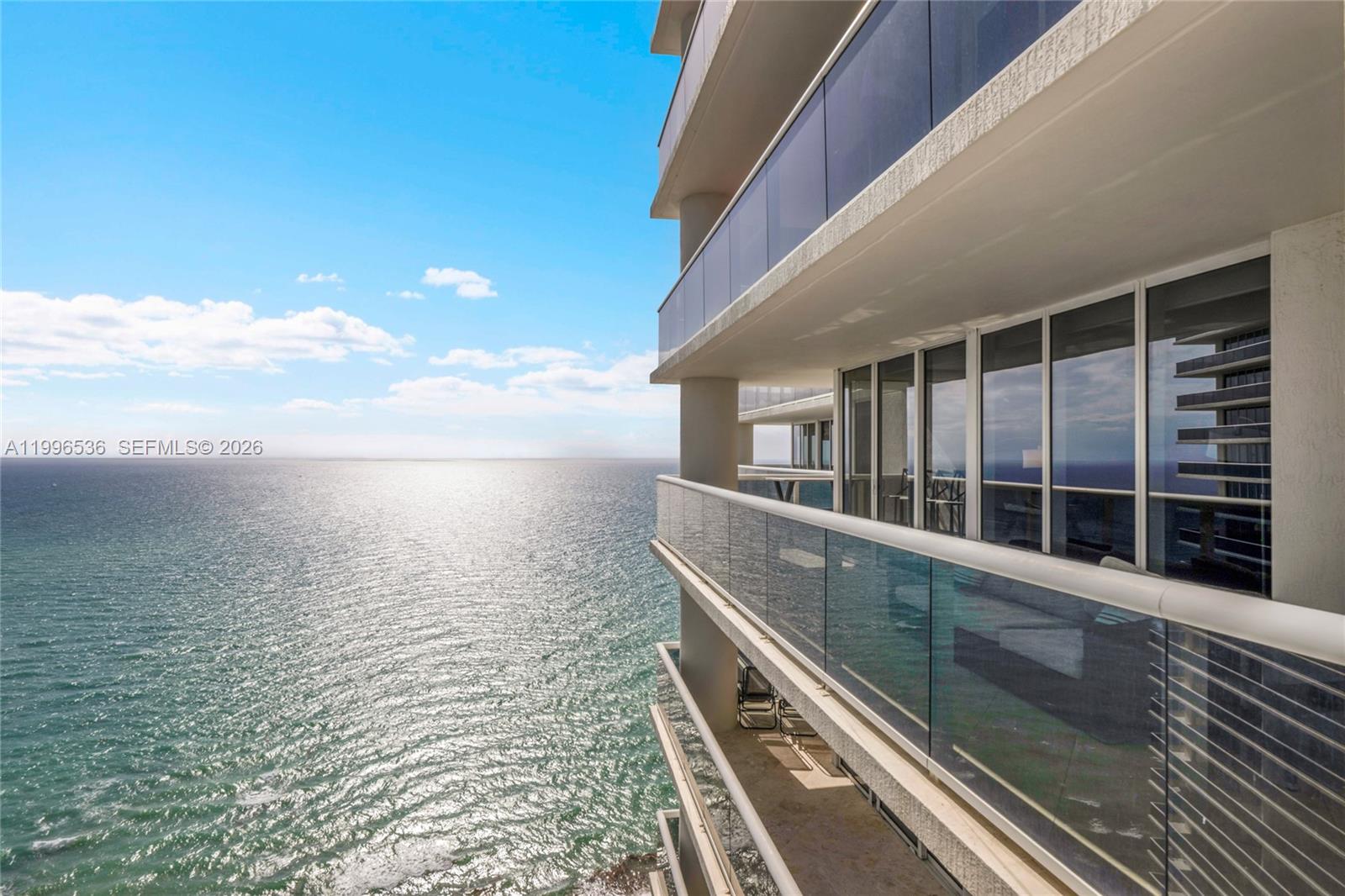 BEACH CLUB CONDO - Residential Lease