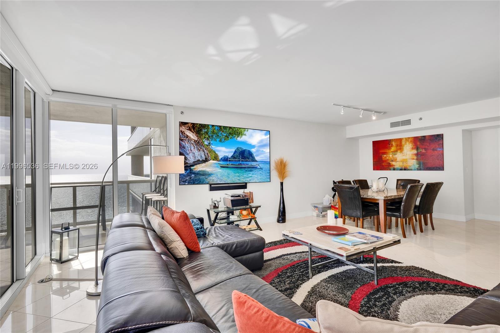 BEACH CLUB CONDO - Residential Lease