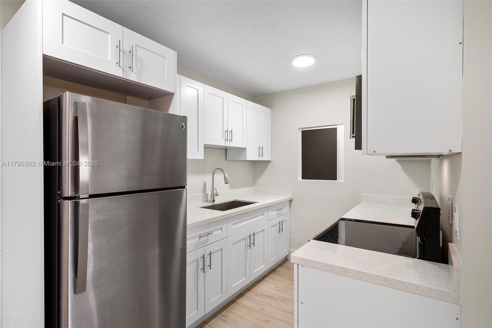 805 W 30th St 20, Hialeah, Miami-Dade County, Florida - 2 Bedrooms  
2 Bathrooms - 