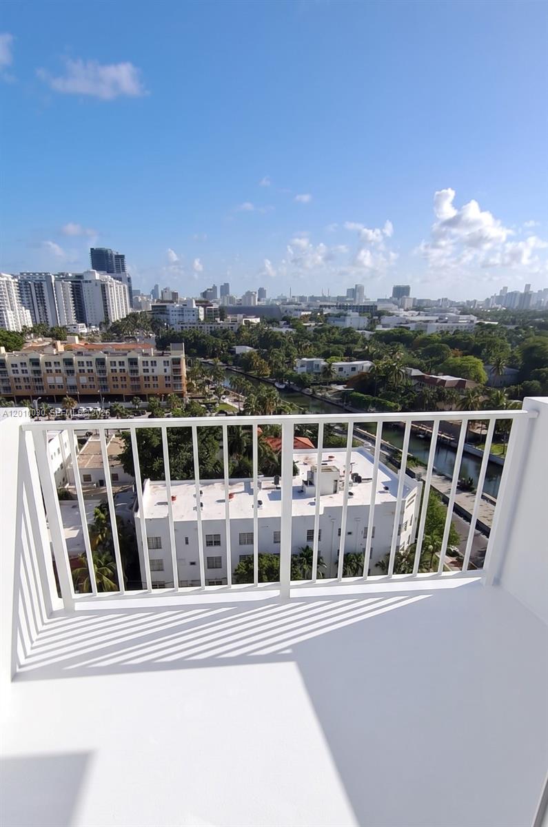 2829 Indian Creek Dr 1405