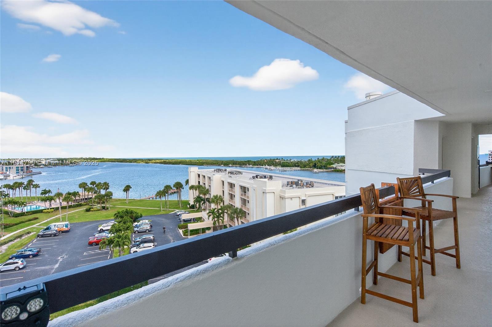 19800 Sandpointe Bay Dr 802