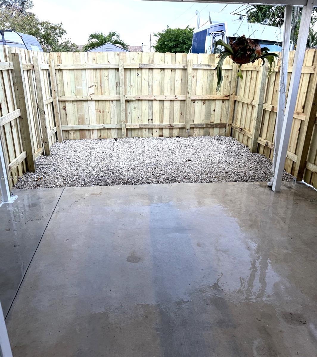 SOUTH ALLAPATTAH TERR - Residential Lease