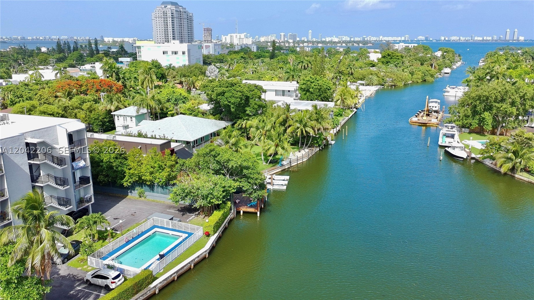 860 NE 78th St 303, Miami FL 33138